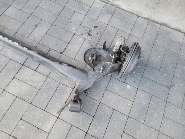 Kia Rio IV 17r 1.2 Hinterachsträger OEM Gebraucht image 6