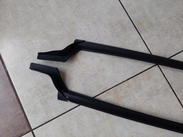 Junta de para-brisas OEM 86130-P1000 para Kia Sportage V 2021 image 3