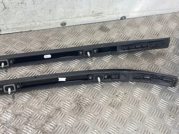 Barras de techo Jaguar F-Pace OEM FBZ19264 - Usado image 6
