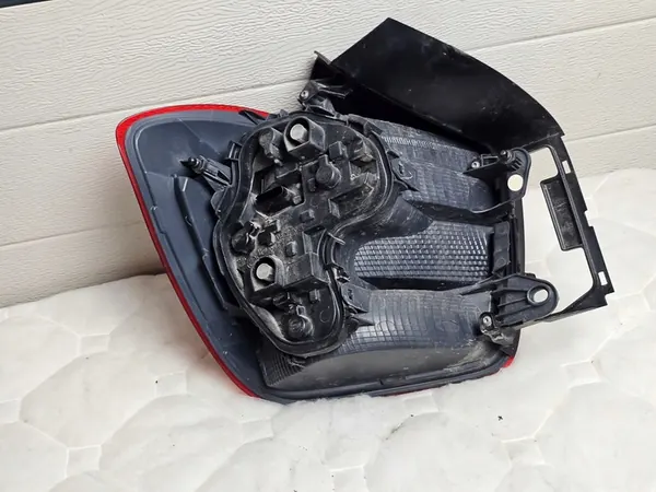 Luz trasera LED derecha BMW 1 Serie F20 F21 image 5