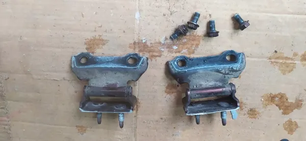 Bisagras de maletero OEM 453644 + tornillos Lexus RX450h image 3