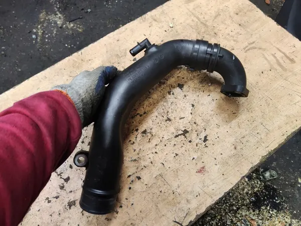 Luftansaugrohr RENAULT SCENIC III 1.9 DCI 8201003136 image 3