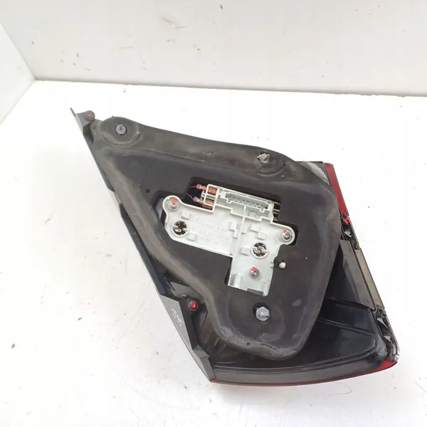 Mercedes-Benz OE A2218200266 rechter achterlicht image 2