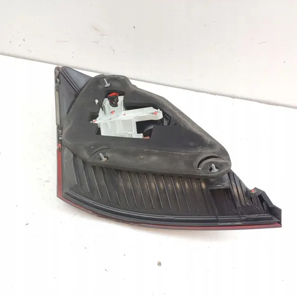 Mercedes-Benz OE A2218200266 rechter achterlicht image 8