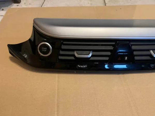 Consola salpicadero BMW X5 F15 OEM 1234567 image 4