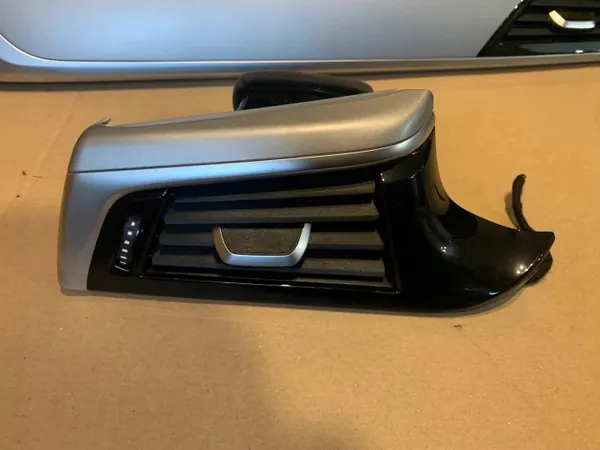 Consola salpicadero BMW X5 F15 OEM 1234567 image 6
