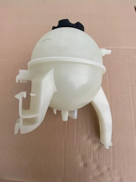 Ausgleichsbehälter BMW X5 G05 X6 G06 X7 G07 OEM 5A6A031 image 2