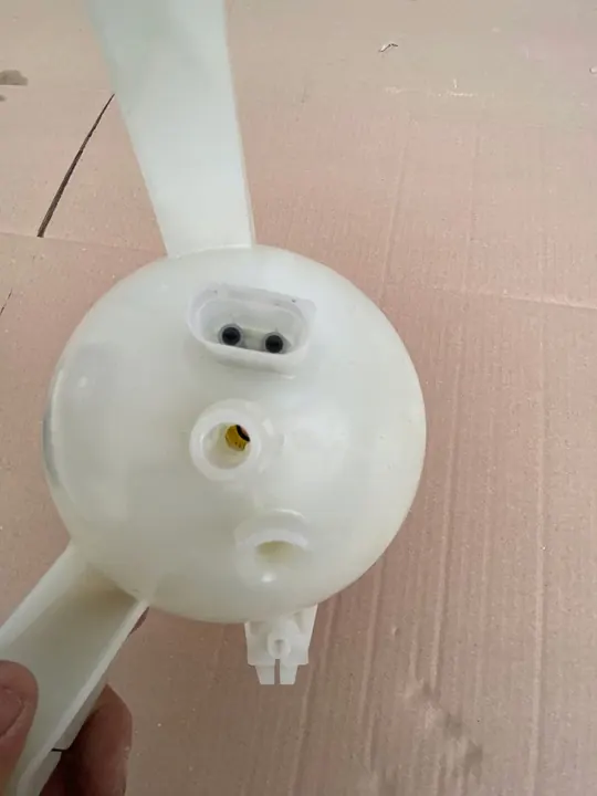 Ausgleichsbehälter BMW X5 G05 X6 G06 X7 G07 OEM 5A6A031 image 5