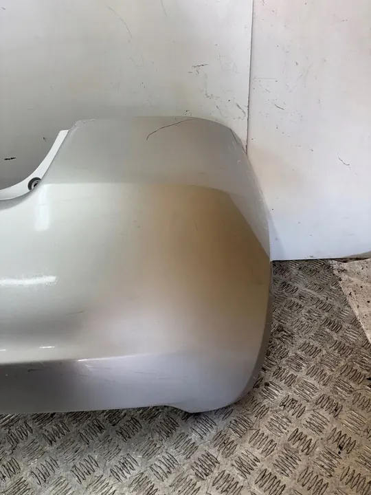 Pare-chocs arrière Toyota Yaris II 2006-2009 OEM 5986126 image 2