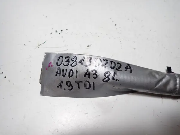 Iniettore VW AUDI 1.9 TDI 038130202A image 3
