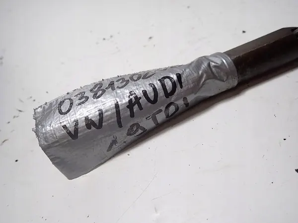 Iniettore VW AUDI 1.9 TDI 038130202A image 8