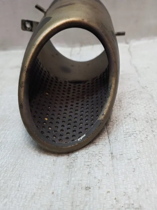 Aston Martin DB11 Pakopää OEM HY53-5K238-CB image 3