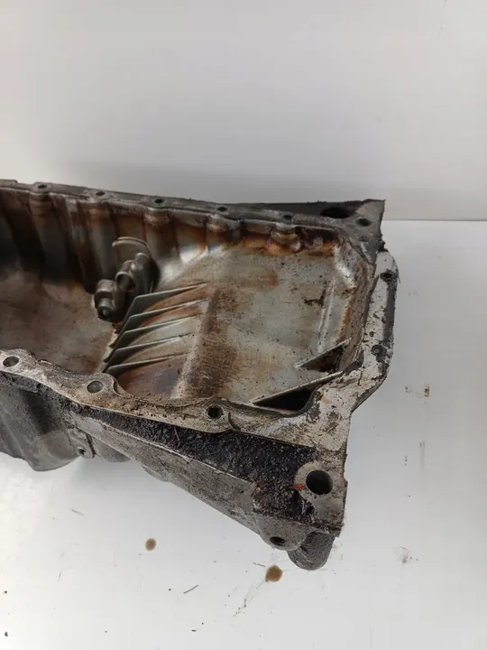 Oljepanna Volkswagen OE 06B103603N image 7