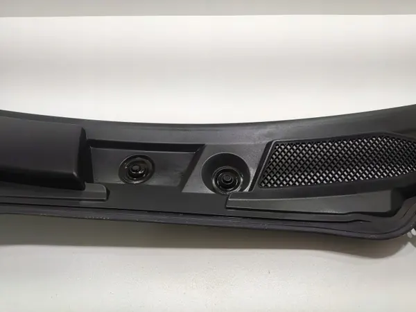 Pare-brise supérieur plastique OEM A1768300013 Mercedes A-Class image 4