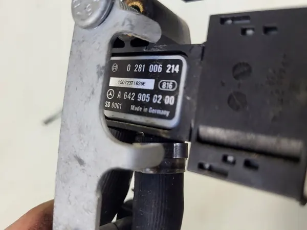 Sensor de pressão de escape Mercedes ML 350 W166 A6429050200 image 9