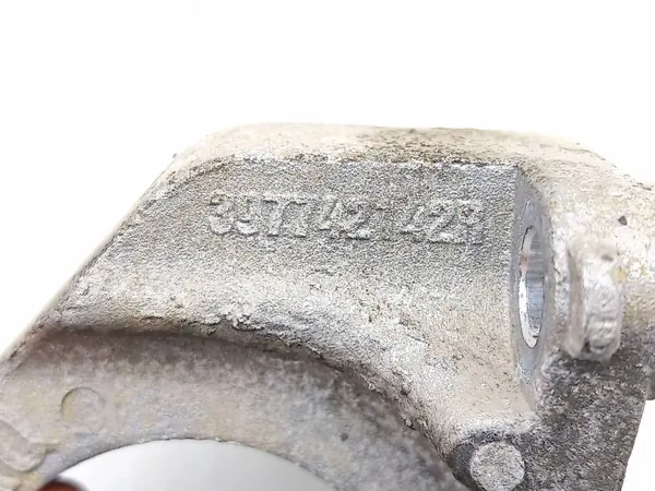 Renault Captur II 2024 Laakerituki OEM 347742142R image 6