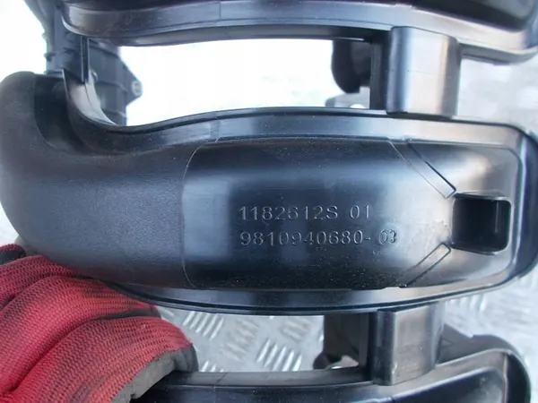 Inlaatspruitstuk OEM 9810940680 1.2 VTI Opel Citroen Peugeot image 7