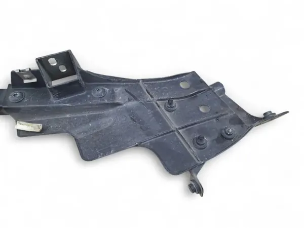 Soporte del guardabarros delantero derecho OEM 4H0821396 Audi A8 image 4