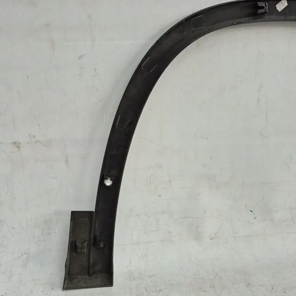 SKODA KODIAQ I 1 Etuvasemman lokasuojan lista image 5