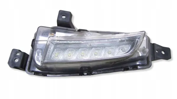 Suzuki Vitara III Halogen LED DRL Höger OEM GIS62672 image 2