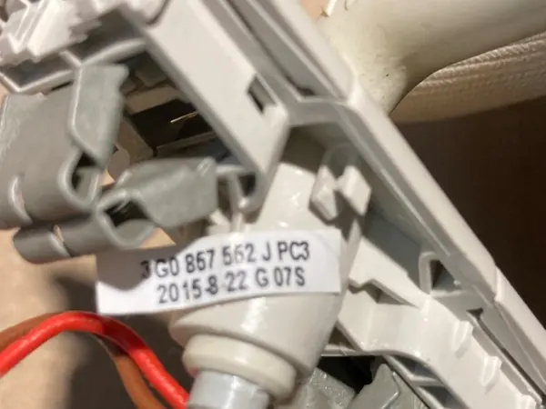 OEM 3G0857552J PC3 Visera derecha para VW Passat B8 image 4