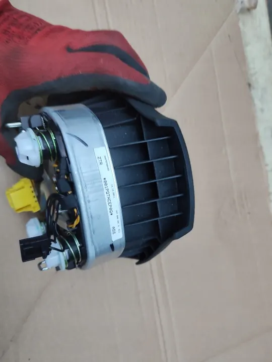 Airbag conductor OEM 1KM880201G para VW Golf 6 image 3