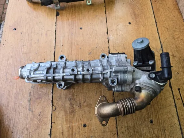 EGR-ventil OEM 5801668925 för Iveco Fiat 3.0 HPI Euro6 image 2