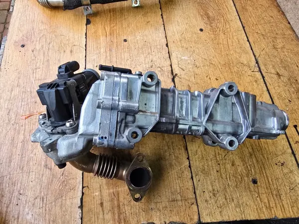 EGR-ventil OEM 5801668925 för Iveco Fiat 3.0 HPI Euro6 image 4
