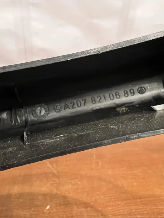 Piezas de acabado Mercedes-Benz OE D1775 - Estado usado image 5