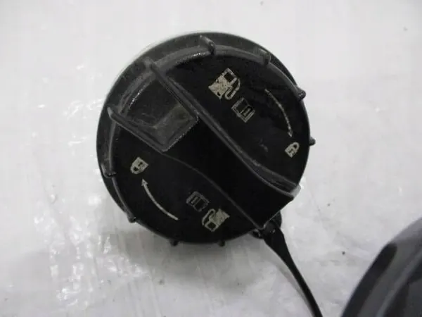 Hyundai Kona bränsleklaff OEM 69510-J9000-123ds image 4