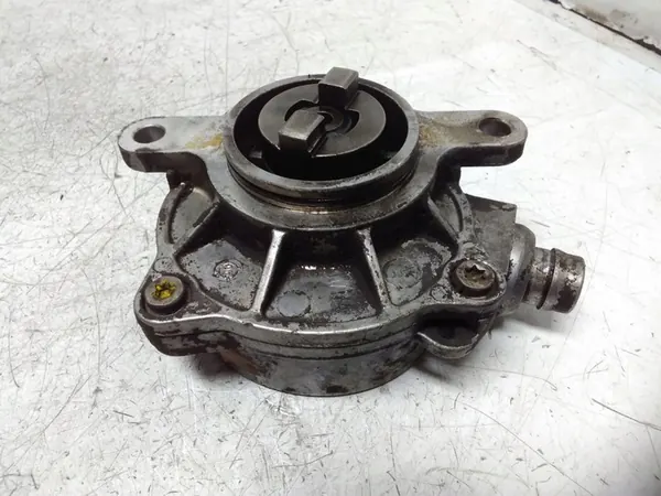 Imupumppu OPEL MOVANO FURGON 2.5L diesel 2007 OEM 8200478188A image 3