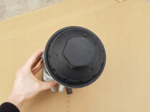 Oljefilterhus / Audi A2 1.4 TDI / 045115389D image 8