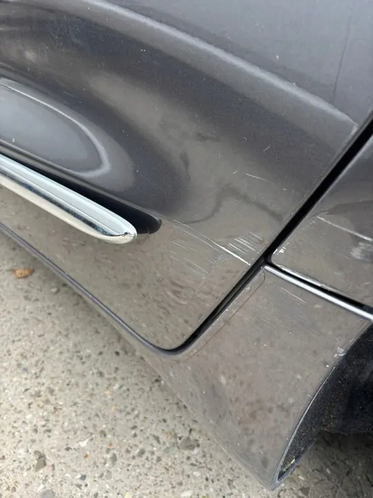 Reparo de Porta Chrysler Pacifica 2017-2021 Direita OEM image 3