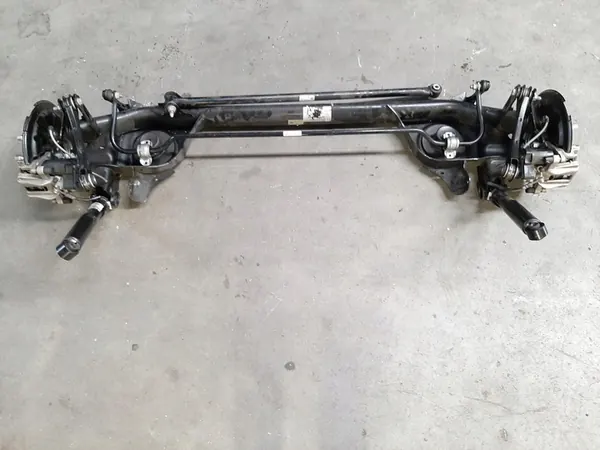 VW CADDY V 4MOTION Supporto Posteriore Sospensione 5R3501102E image 7