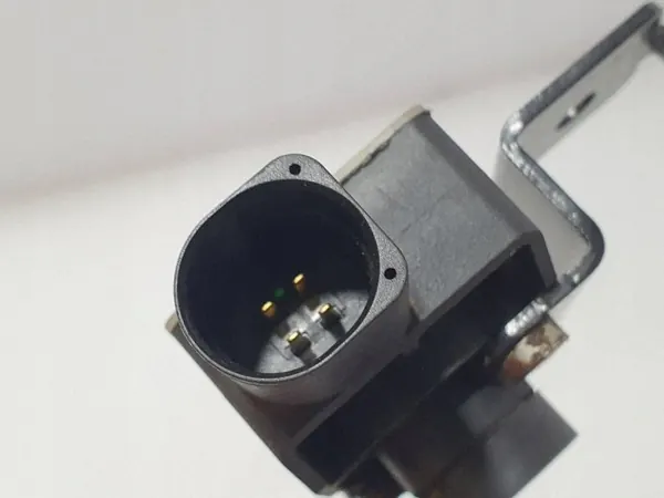 Audi A3 8P Headlight Level Sensor Front 1T0907503 1K0941274B image 3