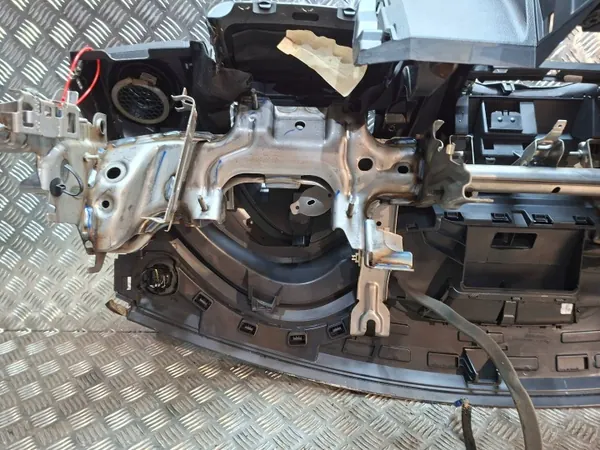 Matkustajan konsolipaneeli OEM S26312910 Renault Clio IV image 10