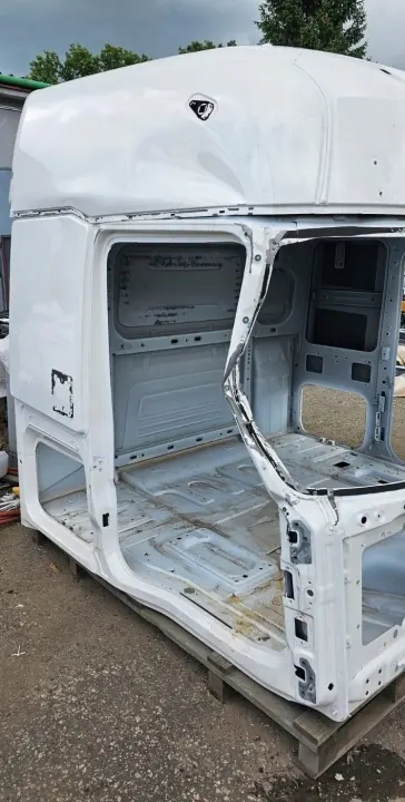 Cabina Renault Gama T Evo Maxi OEM GAMAT00112 - Usado image 4