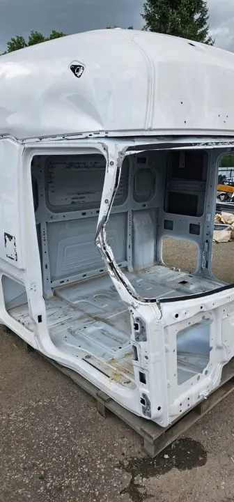 Cabina Renault Gama T Evo Maxi OEM GAMAT00112 - Usado image 7