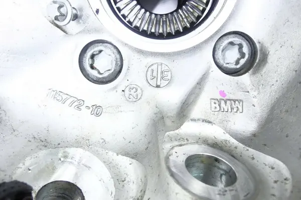 OEM 688259803R Framhöger Nav för BMW X3 G01 image 7