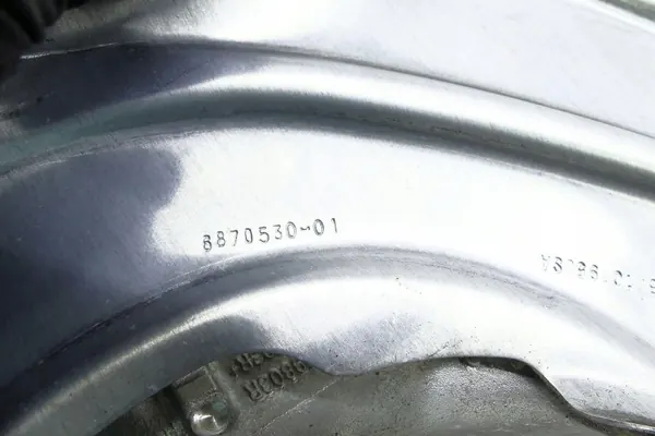 OEM 688259803R Framhöger Nav för BMW X3 G01 image 8