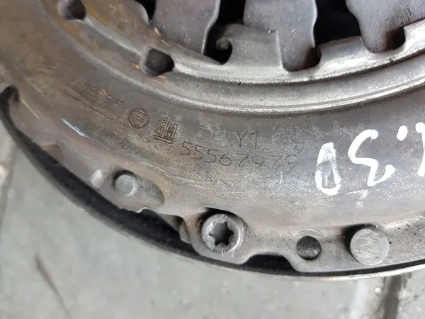 OPEL ASTRA IV J 09-15 1.3 CDTI Kaksoismassaväkä image 2