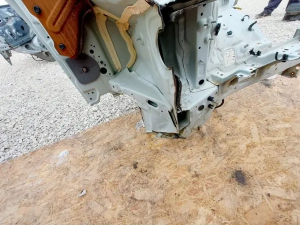 Longeron avant gauche Kia Soul II OEM 1 image 9