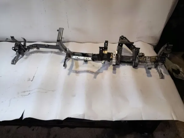 OEM 7P0971882 dashboardversterking - Gebruikt image 2