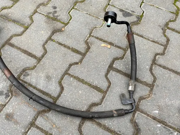 Conduto de óleo Mercedes OEM 2213203772 W221 image 4