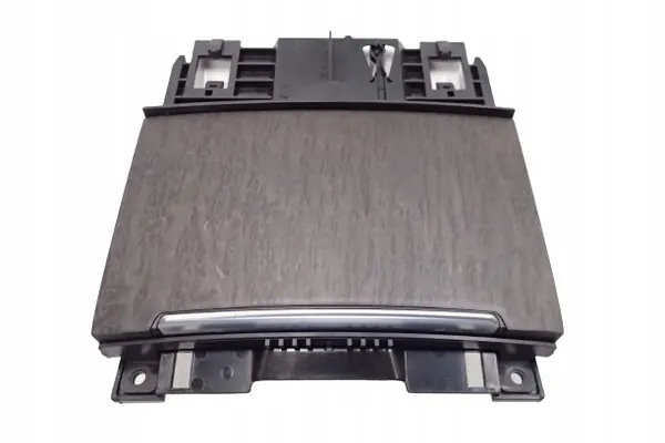 Audi A7 4G Aschenbecher OEM 4G0867951A - Gebraucht image 2
