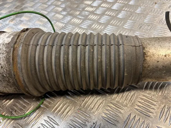 Audi A6 C6 Framhöger Luftstötdämpare OE 4F0 616 040 P image 6