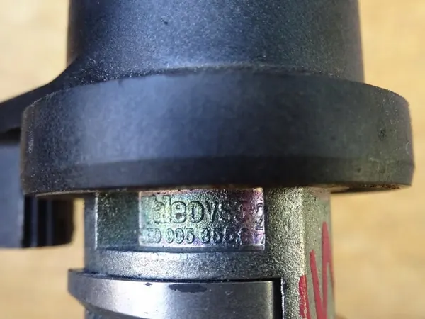 GOLF VI Tändningscylinder Nyckelset 1K0959753N image 4