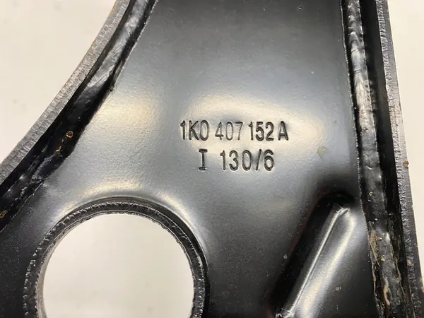 Braccio di Controllo Anteriore Sinistro Destro VW Golf V VI Skoda Octavia II Audi A3 Leon 1K0407152A image 2