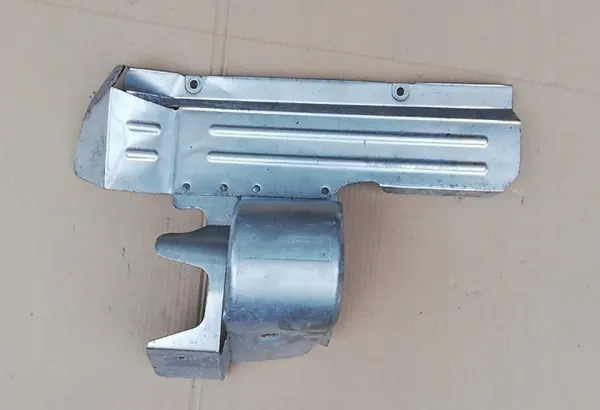 Escudo térmico turbo Mercedes-Benz OEM A9040031268 image 2