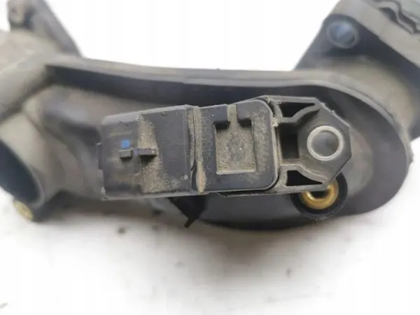 Tubo de intercooler Volvo OEM 967494238000 - Usado image 6
